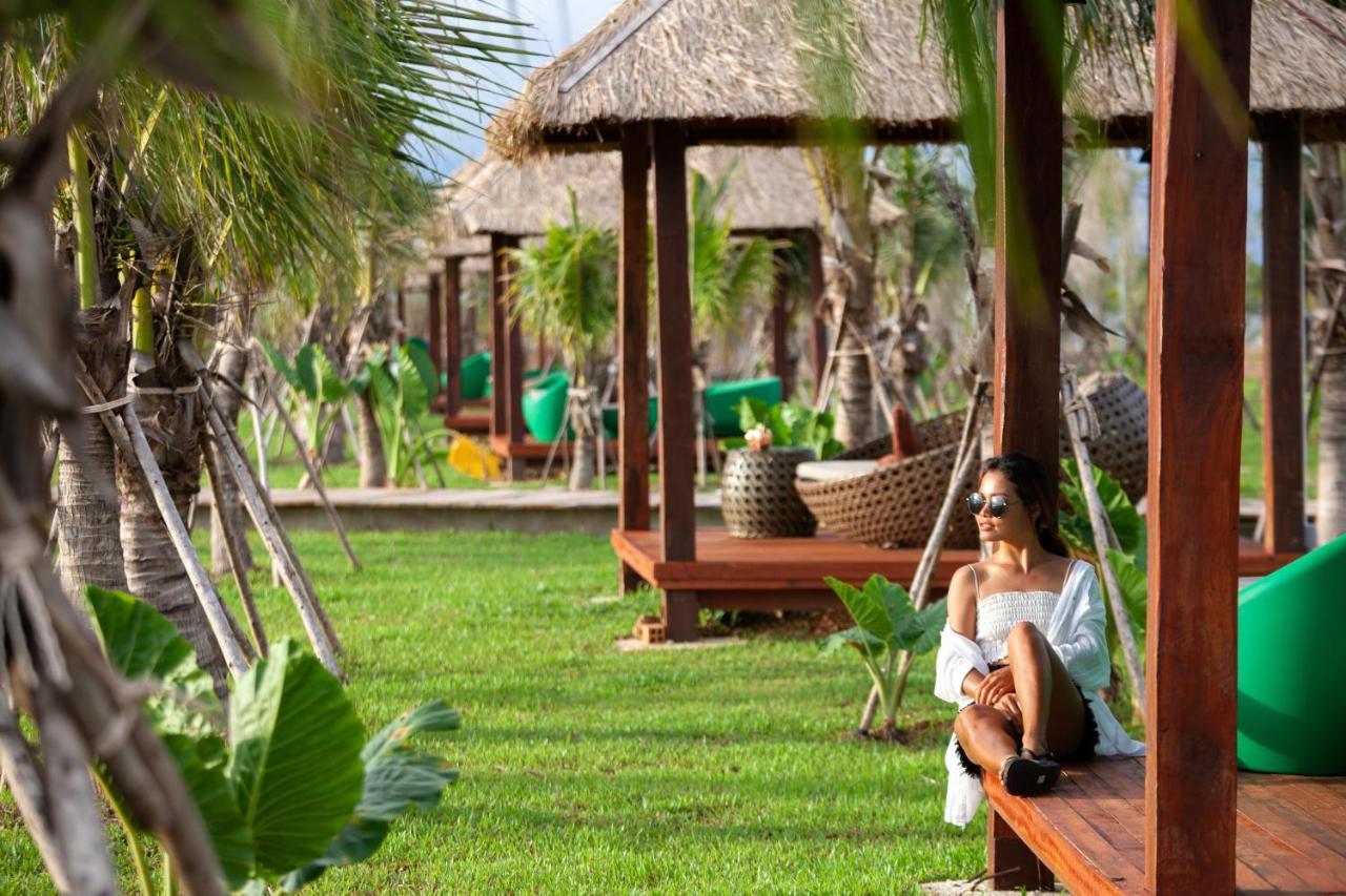 Samanea Beach Resort & Spa Kep Exterior foto